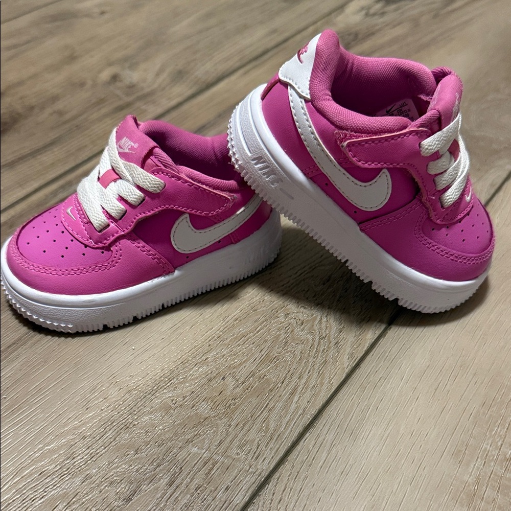Nike Toddler Sneakers in Pink and White 4C.  Worn once! Like new!